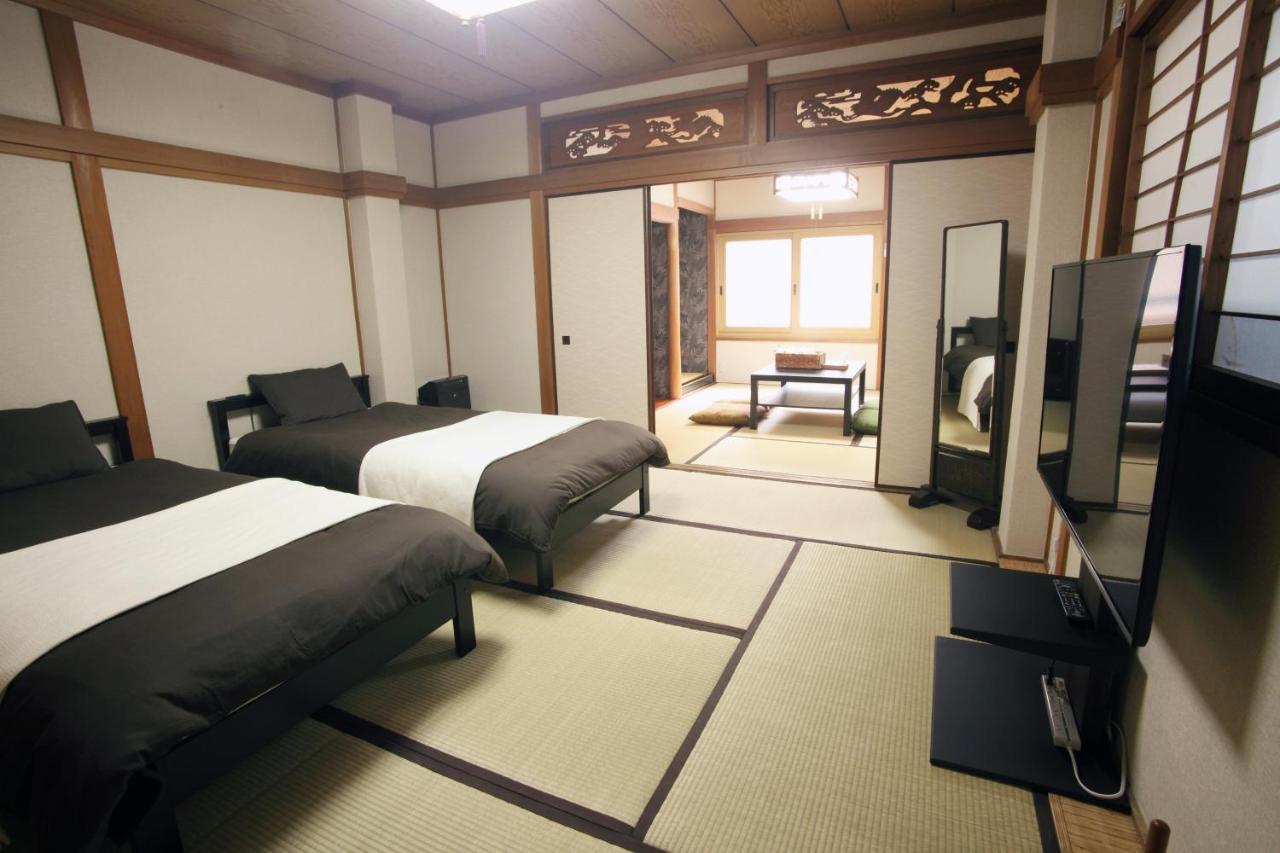 Guest House Futaba Osaka Buitenkant foto