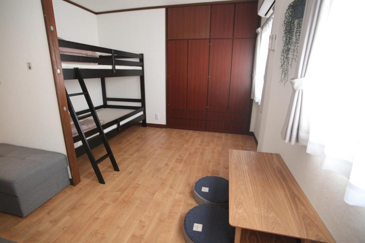 Guest House Futaba Osaka Buitenkant foto