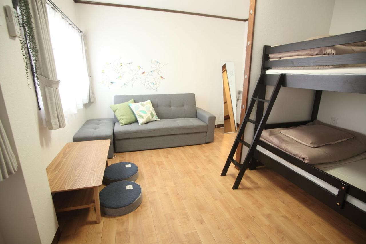 Guest House Futaba Osaka Buitenkant foto