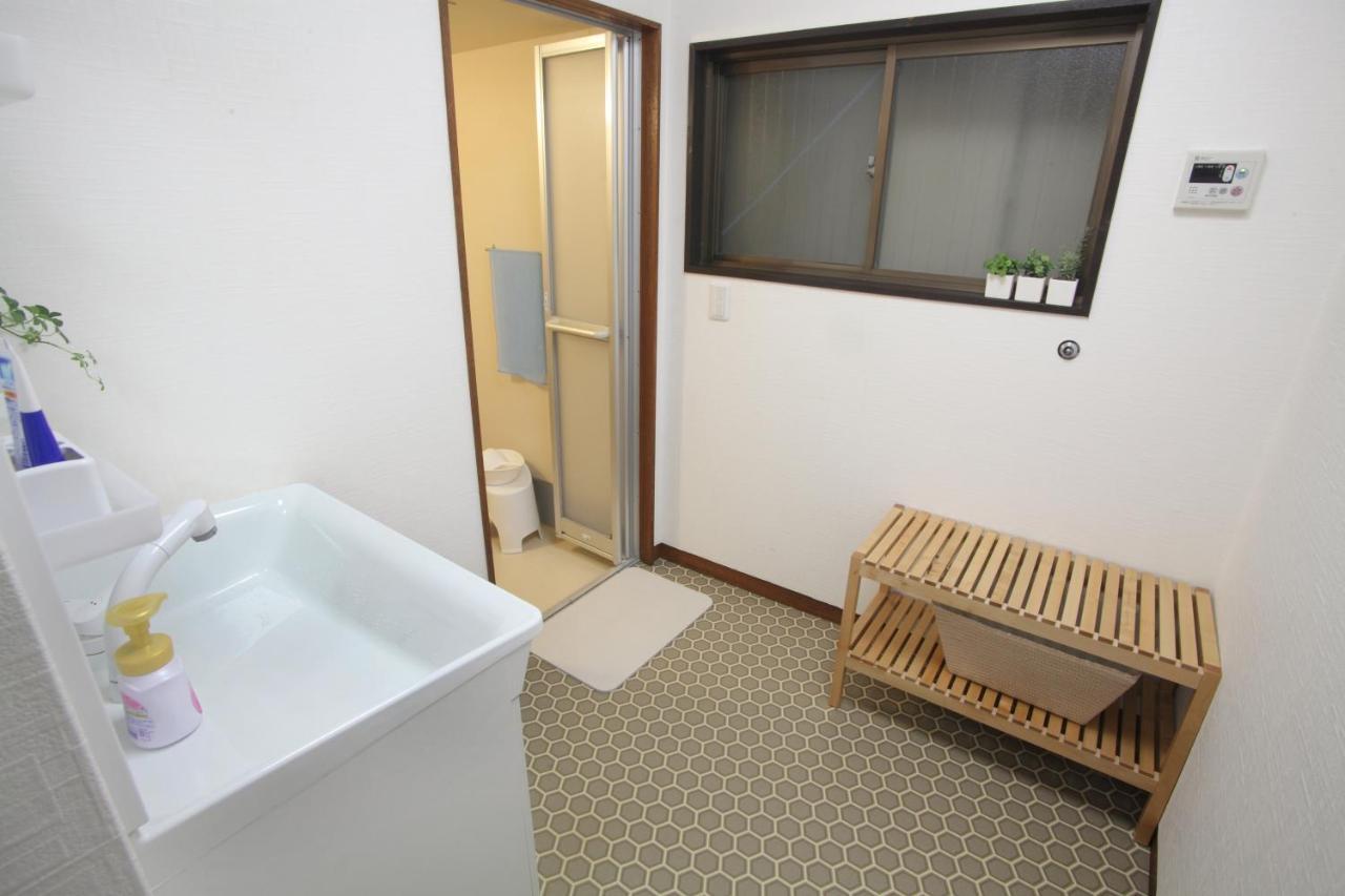 Guest House Futaba Osaka Buitenkant foto